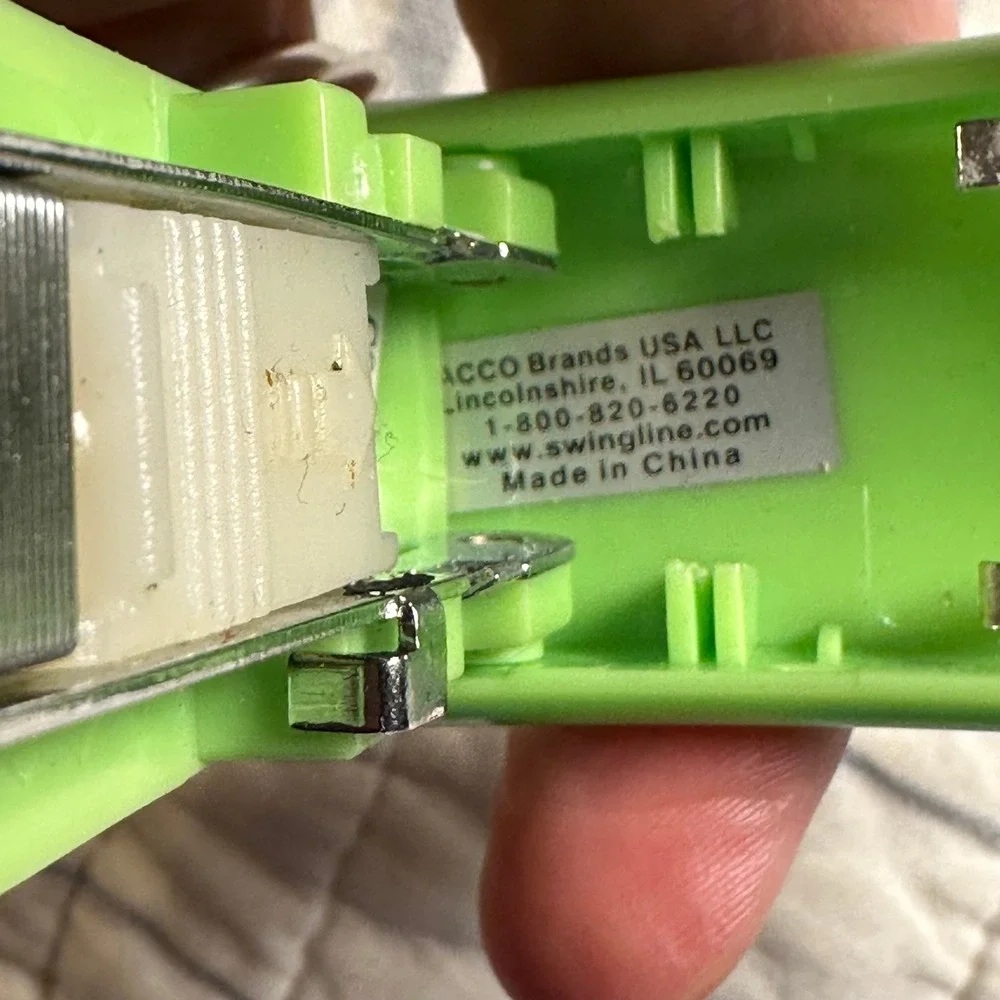 Swingline Tot Mini Stapler Lime‎ Green Keychain Portable Travel Office School